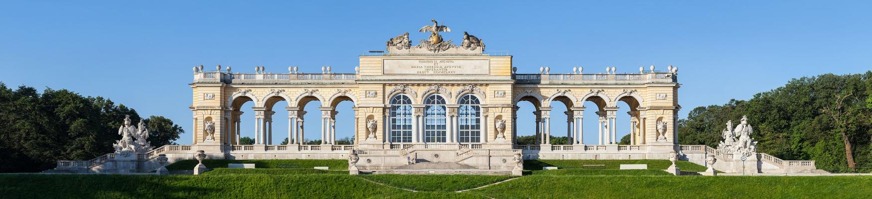 Gloriette Schoenbrunn Wien Zuschnitt